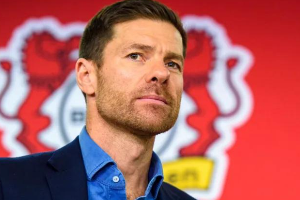 勒沃庫森現(xiàn)任主教練是誰?