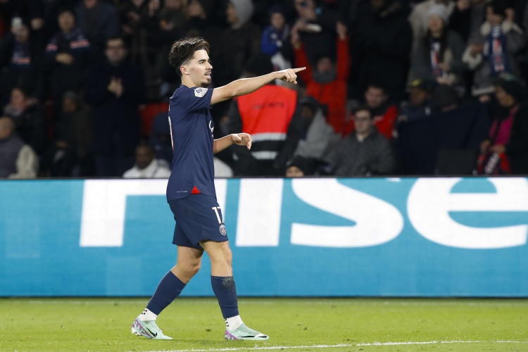 維蒂尼亞的進(jìn)球是巴黎隊(duì)史歐冠第300球 法國首支300球俱樂部