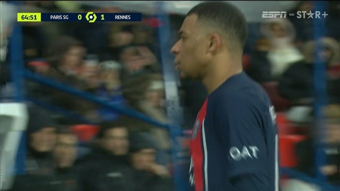 這么早下班？姆巴佩第65分鐘被換下，貢薩洛-拉莫斯替補(bǔ)登場(chǎng)